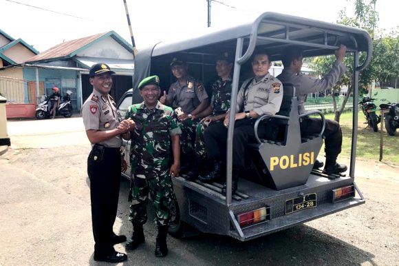 Sinergitas TNI Polri, Koramil dan Polsek Patroli Bersama Pelihara Keamanan Wilayah