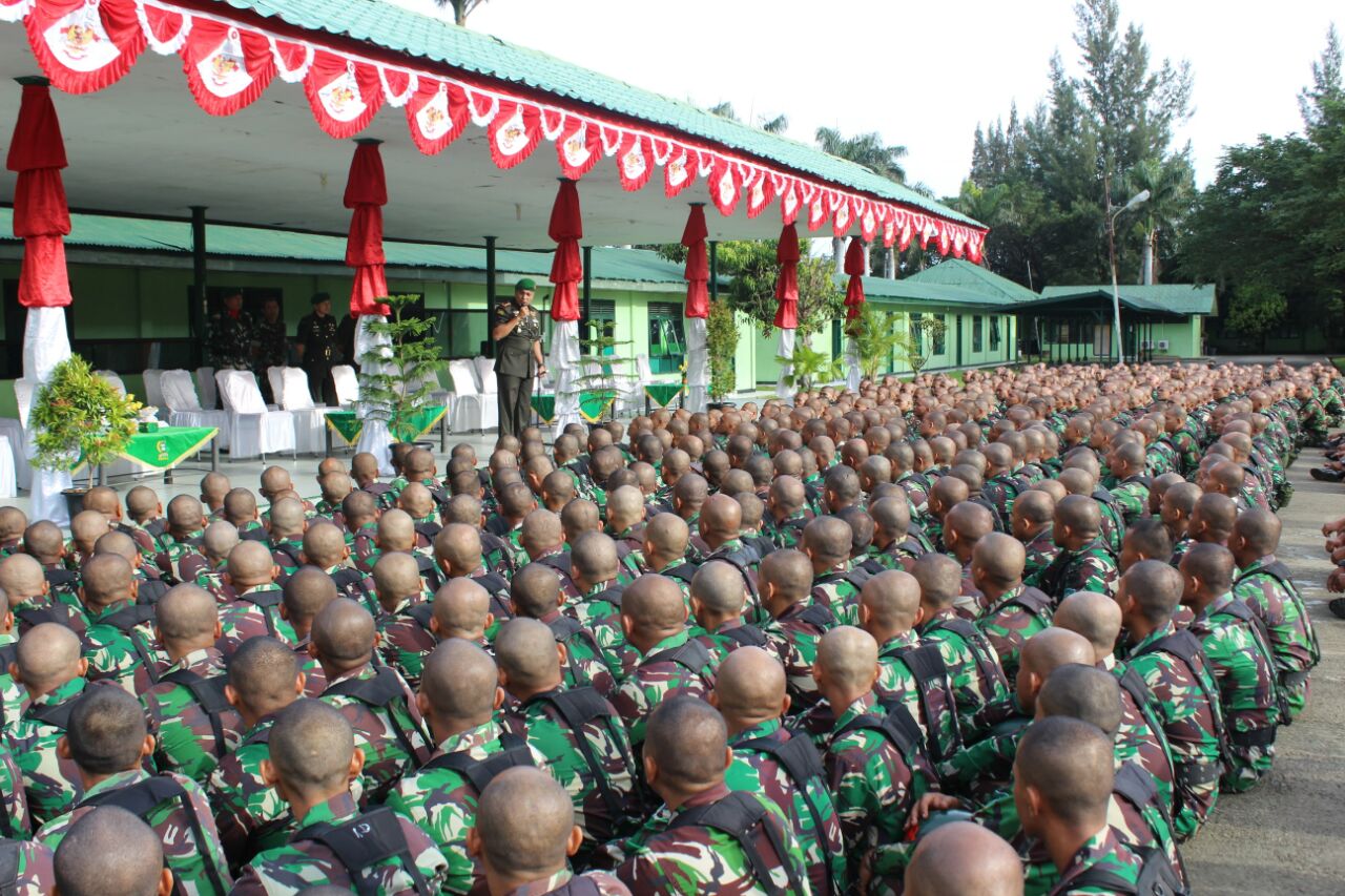 Jam Komandan Rindam kepada seluruh Siswa Diktukba TNI AD TA 2018 dan seluruh perangkat Satdik Secaba
