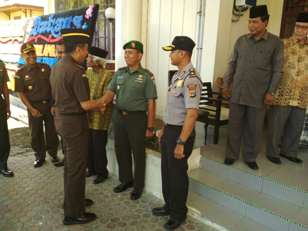 Kasdim 0105/Abar Sambut Kedatangan Kajati Aceh di Aceh Barat