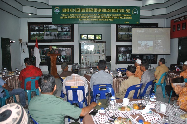 Kodim 0114/Aceh Jaya Komsos dengan Keluarga Besar TNI