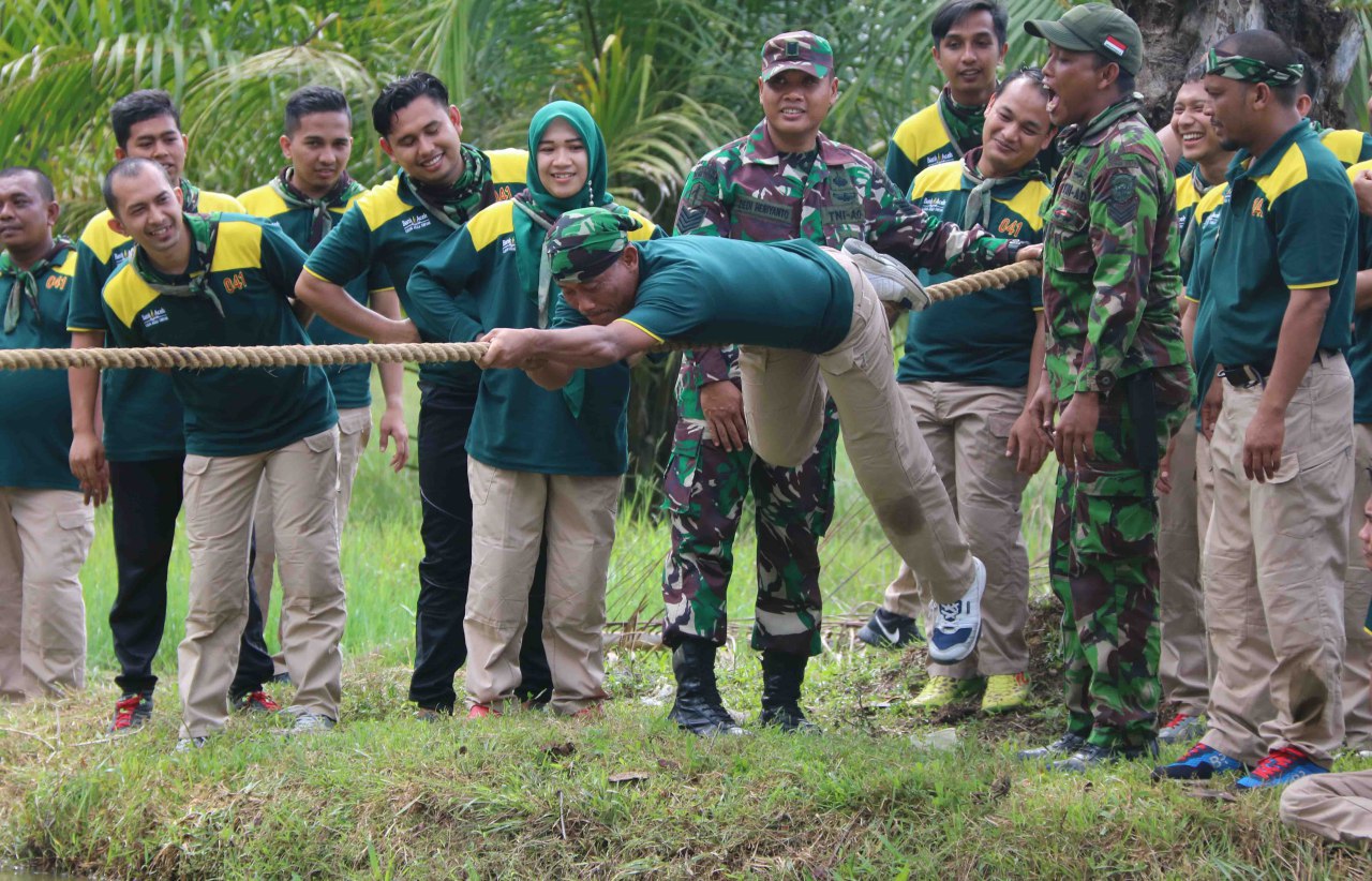Family Gathering Bank Syariah Aceh Kuala Simpang di Raider Khusus 111