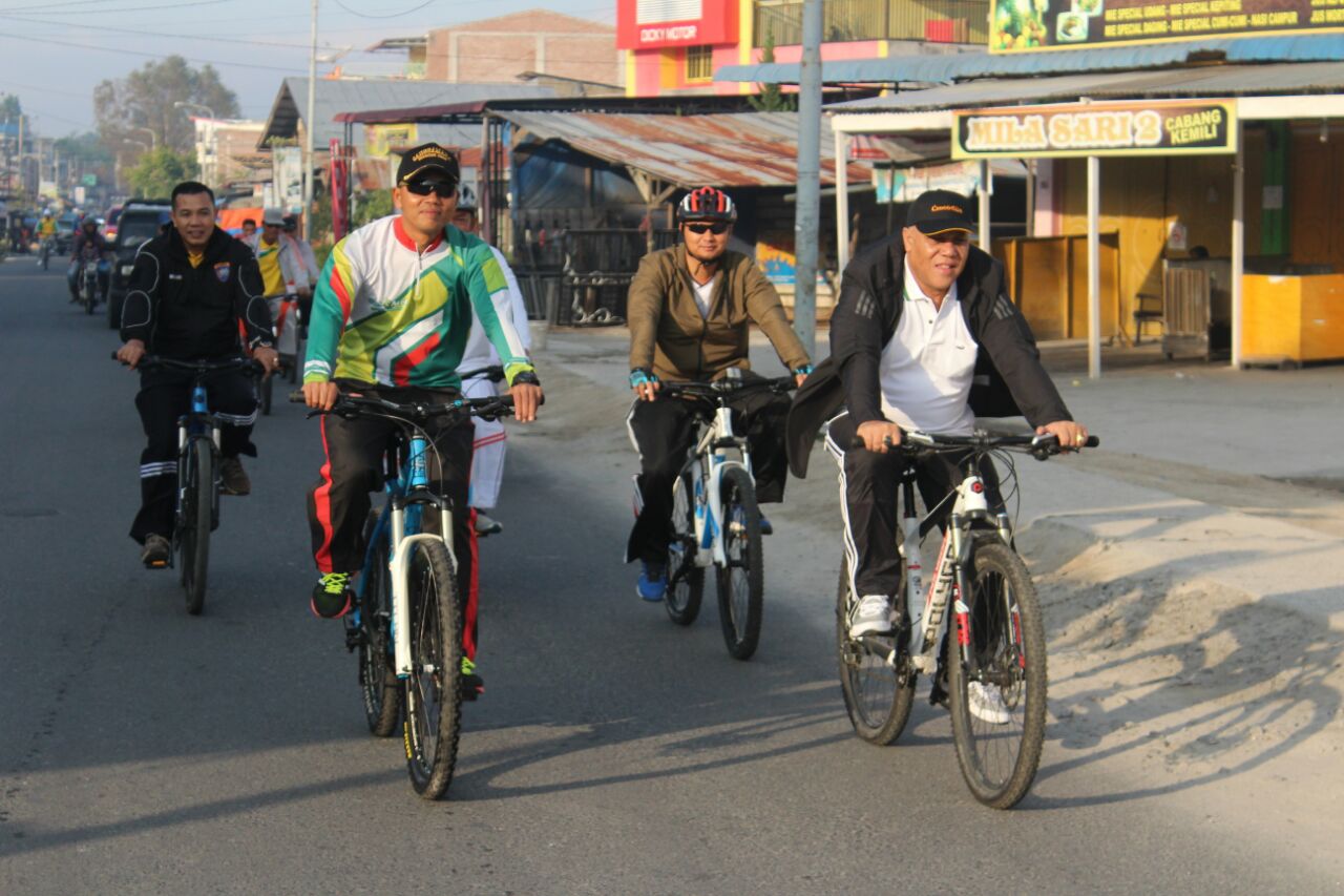 Dandim Ateng-BM dan Dua Bupati Gowes Sepeda kelilingi Danau Lut Tawar