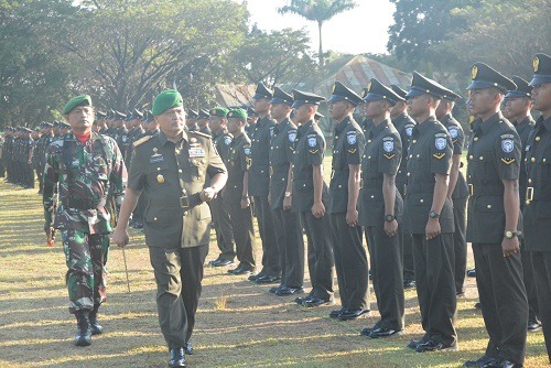 Pangdam IM Lantik dan Ambil Sumpah 160 Bintara TNI AD TA. 2017