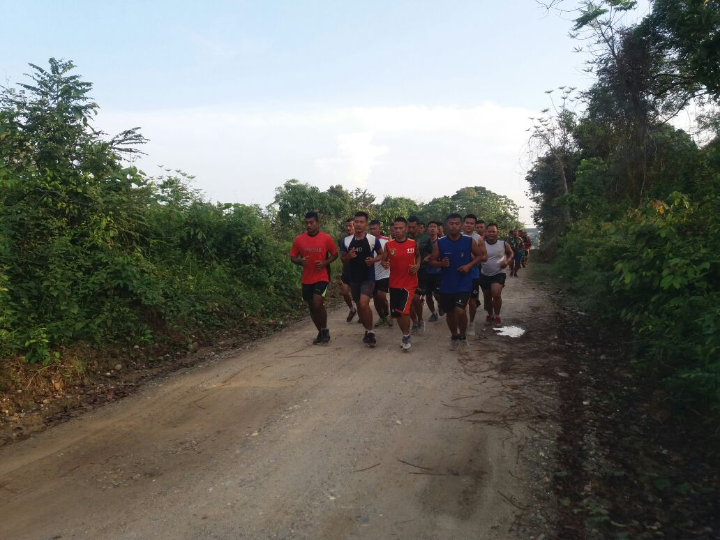 Jaga Fisik, Prajurit Brigif 25/Siwah Rutin Lari Pagi