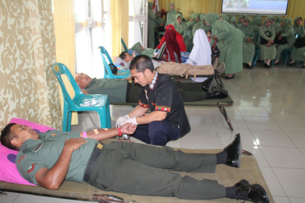 HUT Ke-72, Persit KCK Cab. XXII Dim 0106/Ateng Kumpulkan 43 Kantong Darah