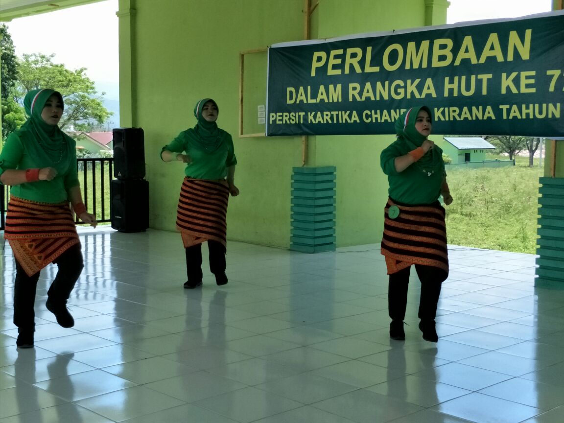 Persit KCK Cabang XXVI Kodim 0113/Gayo Lues, Gelar Lomba Seni Kreatif