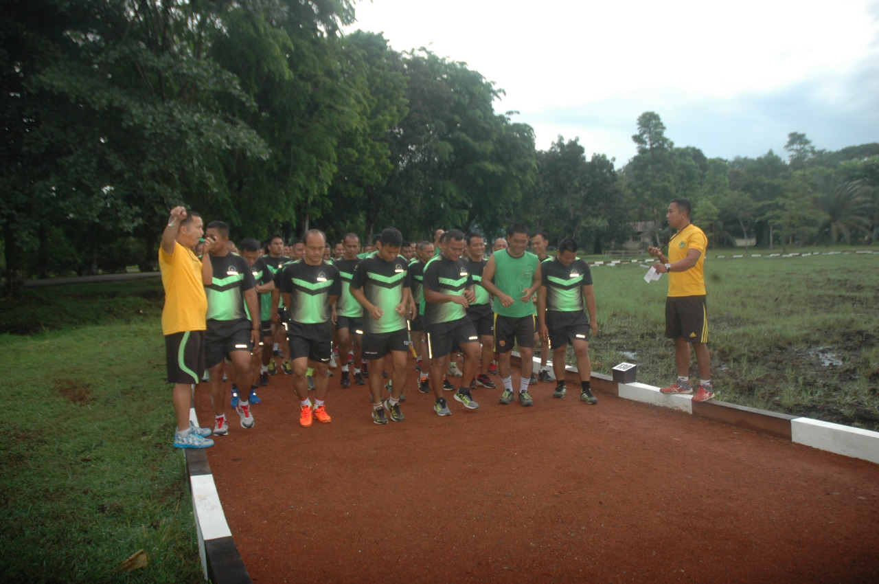 Bina Fisik, Anggota Korem 012/TU Lari 3200 Meter