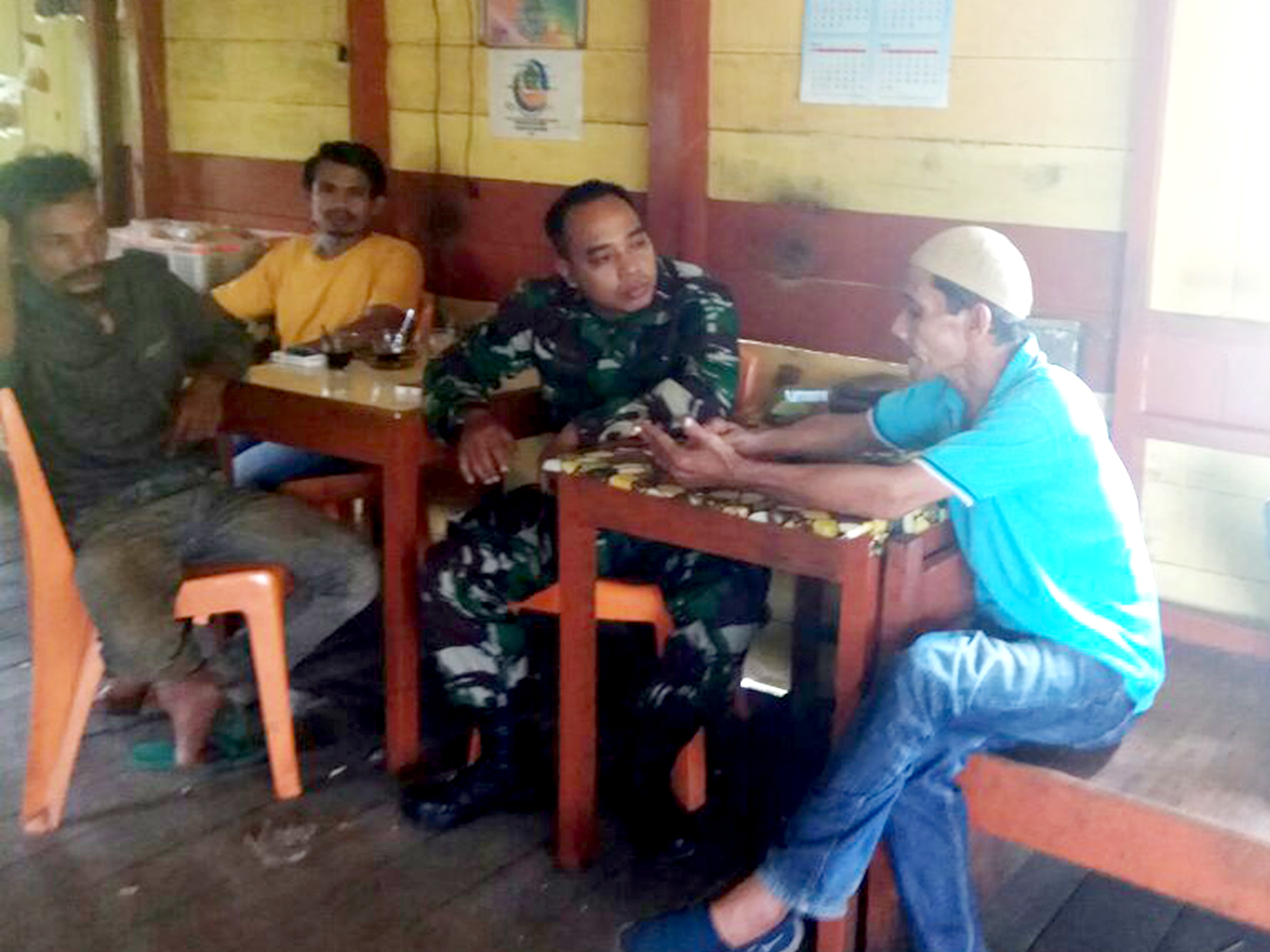 Berkunjung Ke Desa, Babinsa Jaga Silaturahmi Dengan Warga Binaan