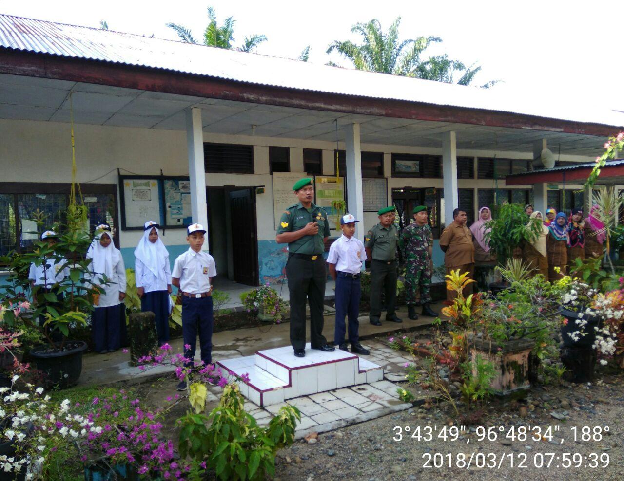Selain menjadi Irup, Babinsa Koramil 04/Susoh juga berikan Wasbang di sekolah-sekolah