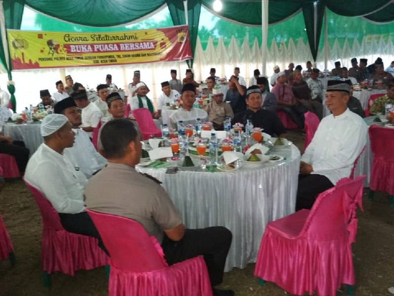 Danyonif Raider Khusus 111 Buka Puasa Bersama Dengan Polres Aceh Timur Beserta Forkopimda