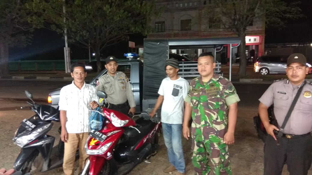 Jelang Idhul Fitri 1439H, TNI dan Polri Lakukan Patroli