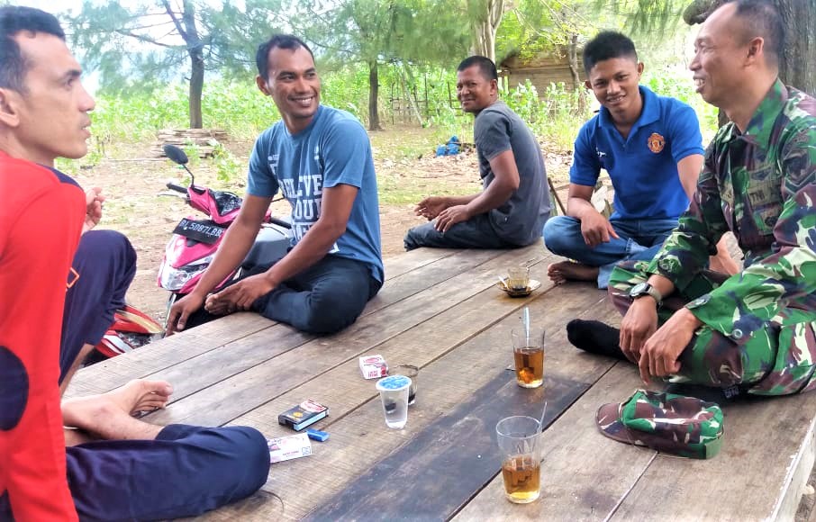 Jaga Hubungan Baik, Babinsa Rutin Jumpai Masyarakat Binaan
