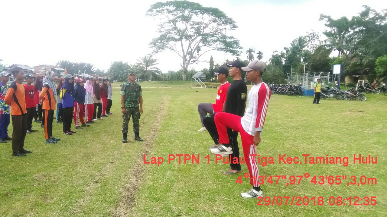 Semangat Latihan Paskibra Bersama Koramil 05/Thu