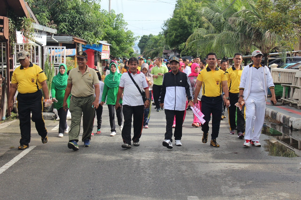 Soliditas TNI – POLRI Gelar Olahraga Bersama di HUT Bhayangkara