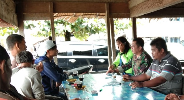 Dansatgas TMMD 102 Nagan Raya Dengar Keluhan Warga