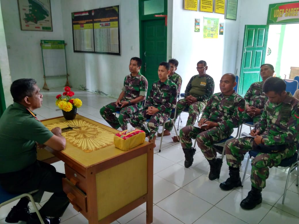 Ini Pengarahan Danramil 21/Madat Kepada Para Babinsanya