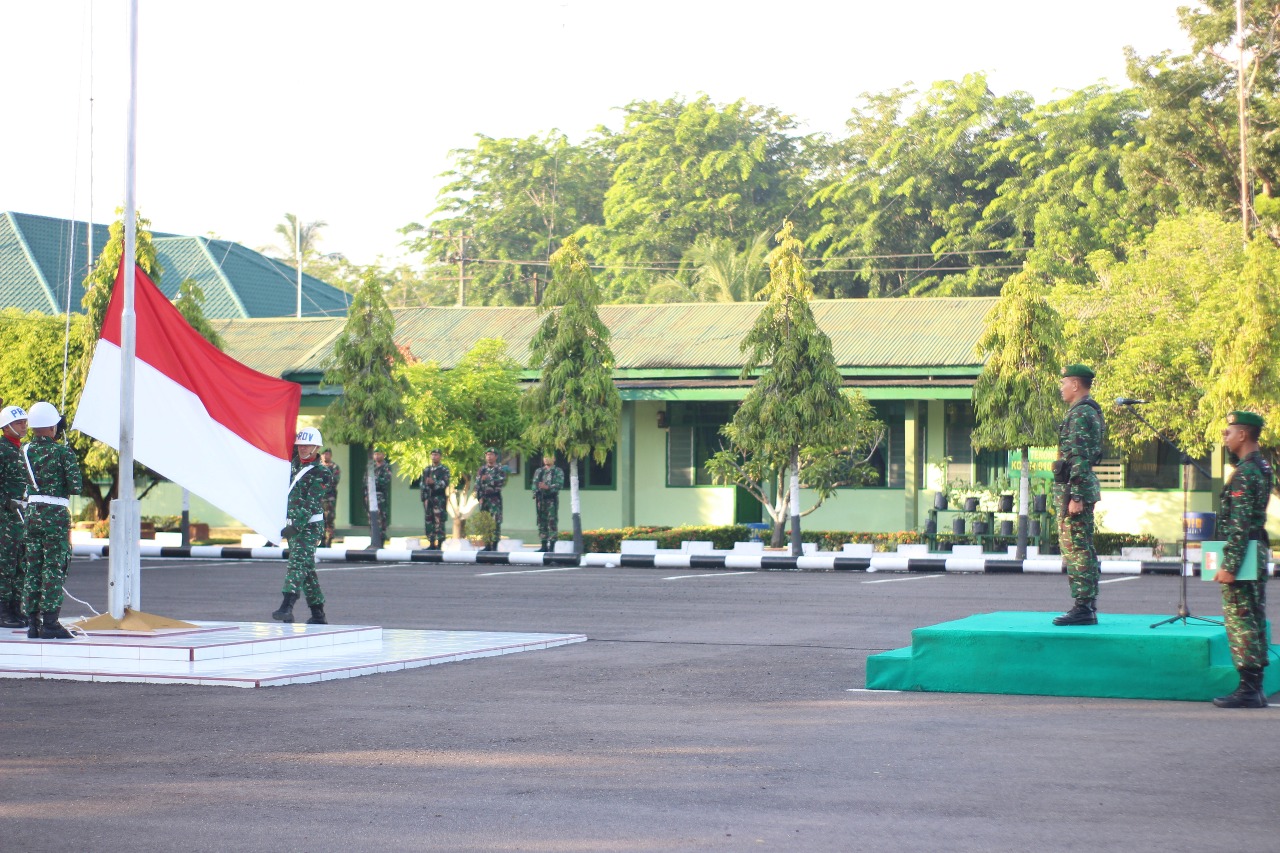 Kodim 0104/Atim Bangkitkan Nilai Patriotisme Lewat Upacara