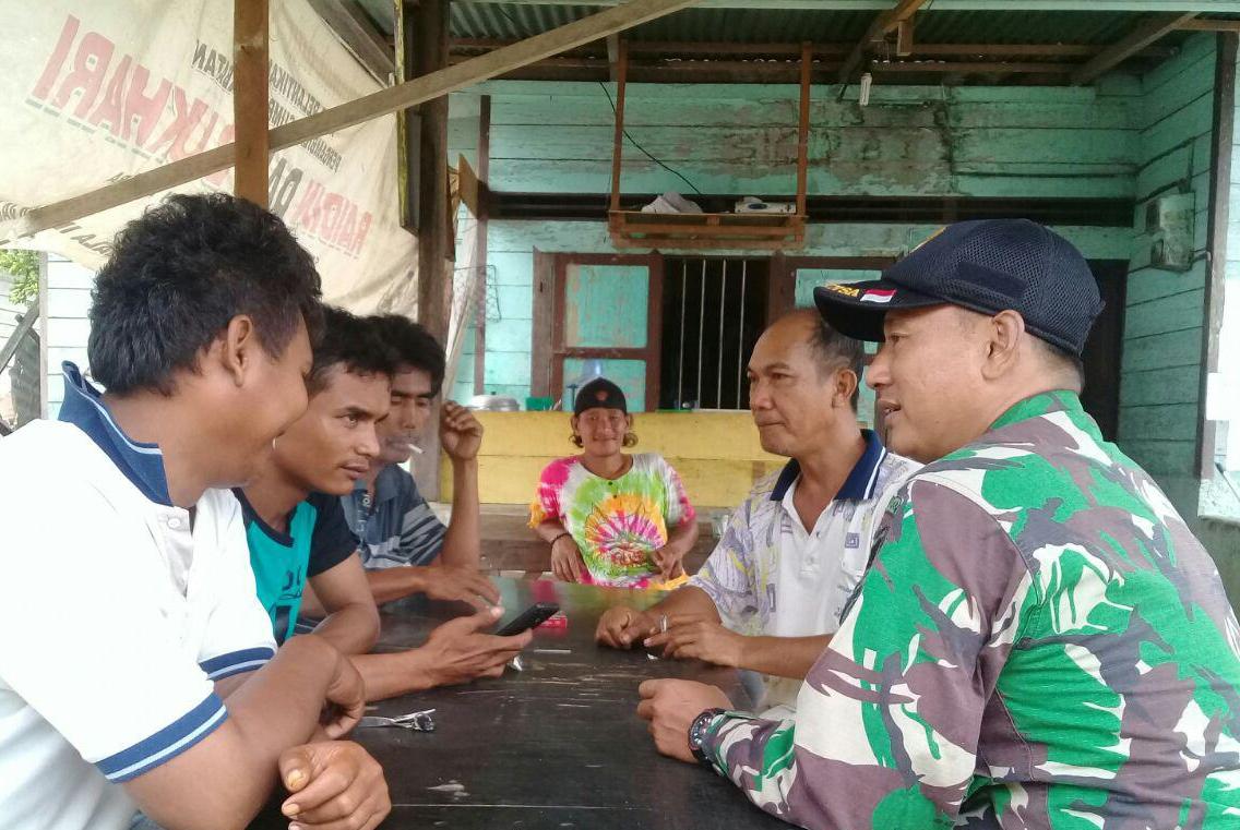 Babinsa Himbau Warga Agar Tidak Bakar Hutan