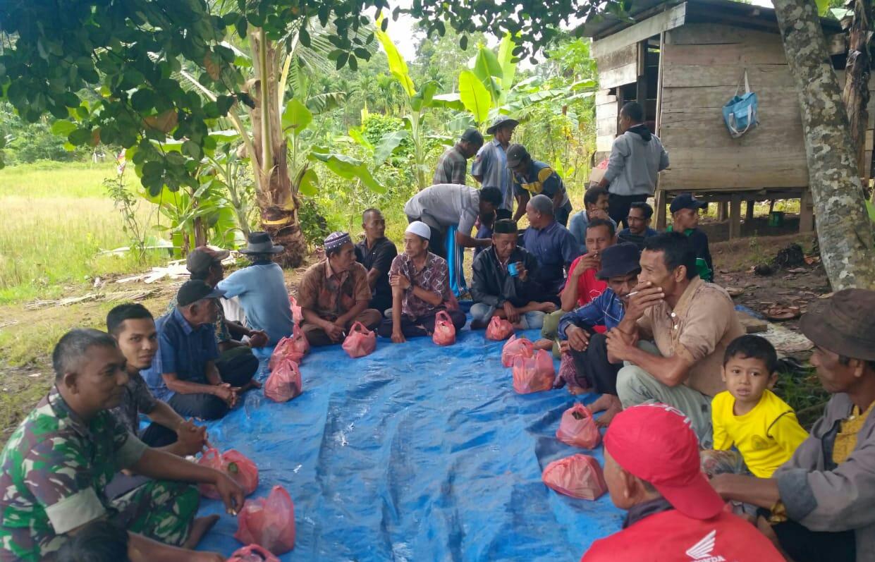 Tradisi Kenduri Sawah, Babinsa dan Warga Doa Bersama