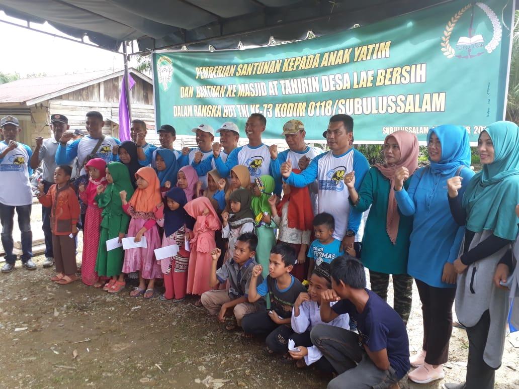 Dandim 0118/Subulussalam Beri Santunan Anak Yatim Piatu