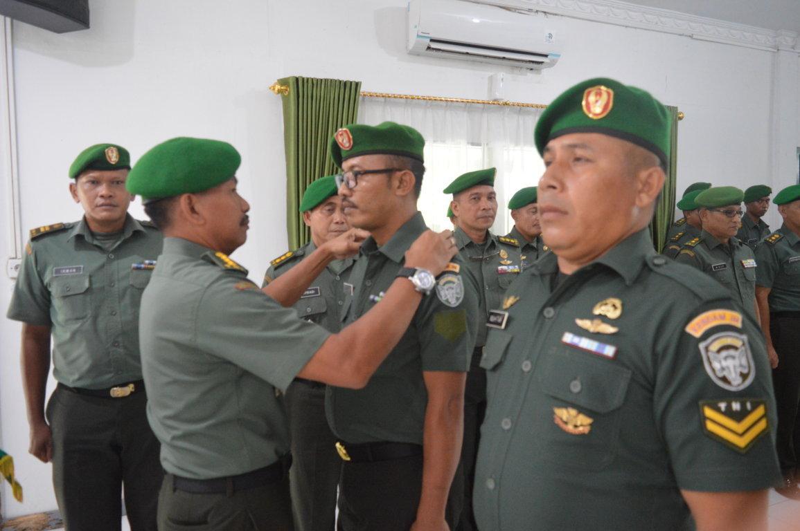 Kakesdam IM Pimpin Acara  Kenaikan Pangkat Personel Kesdam IM