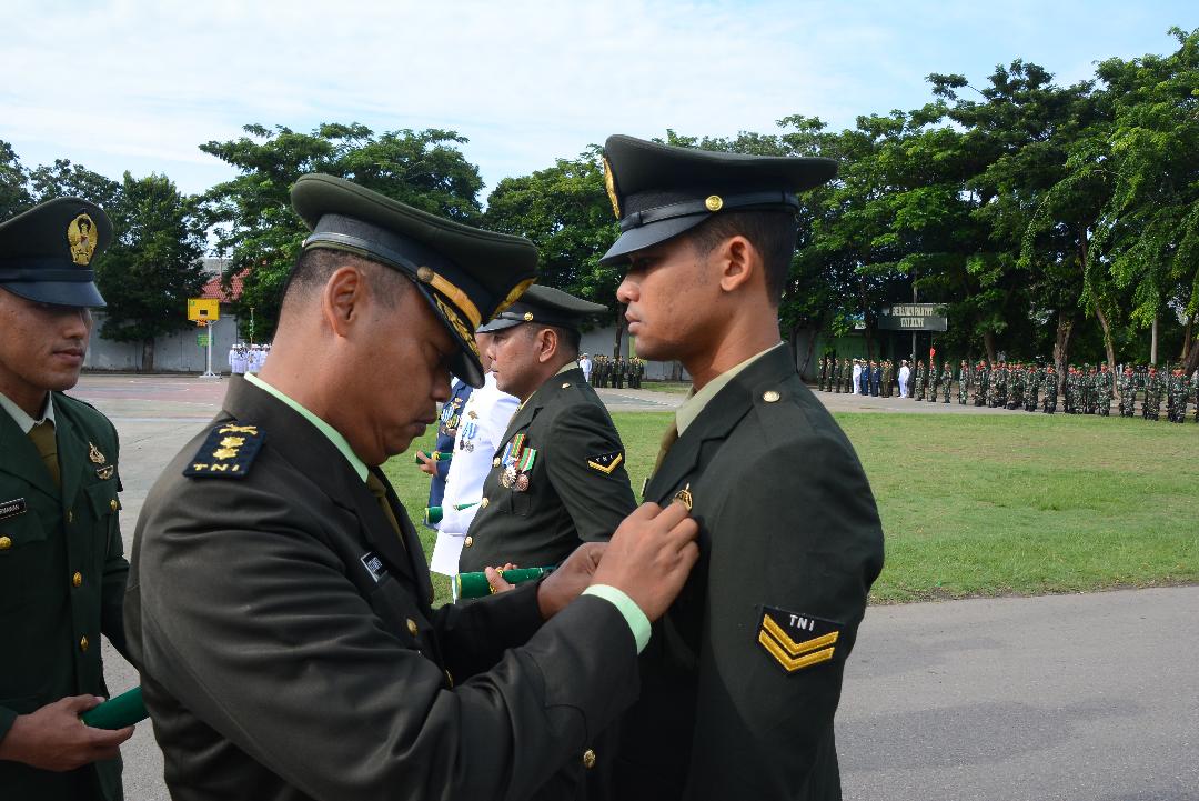 Puncak HUT TNI Ke-73 Empat Prajurit TNI Dapat Penganugrahan dari Presiden