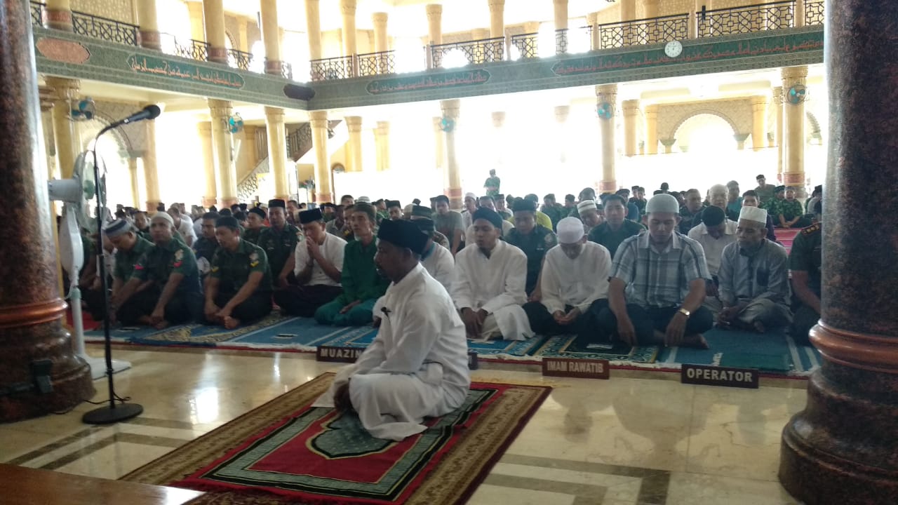 Kodim Aceh Barat Zikir dan Doa Bersama di Majid Agung Meulaboh