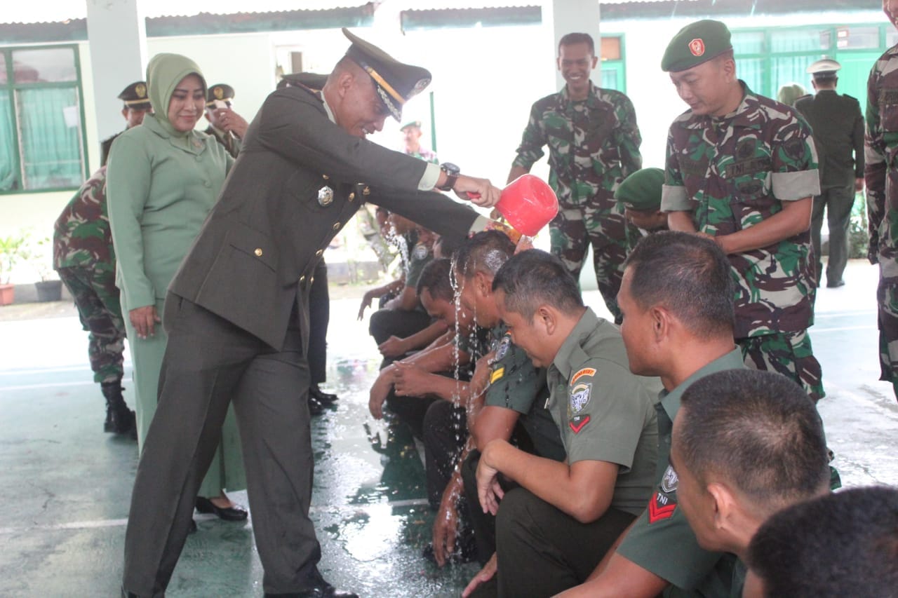 Dandim 0107/Asel Pimpin Upacara Korps Raport Kenaikan Pangkat