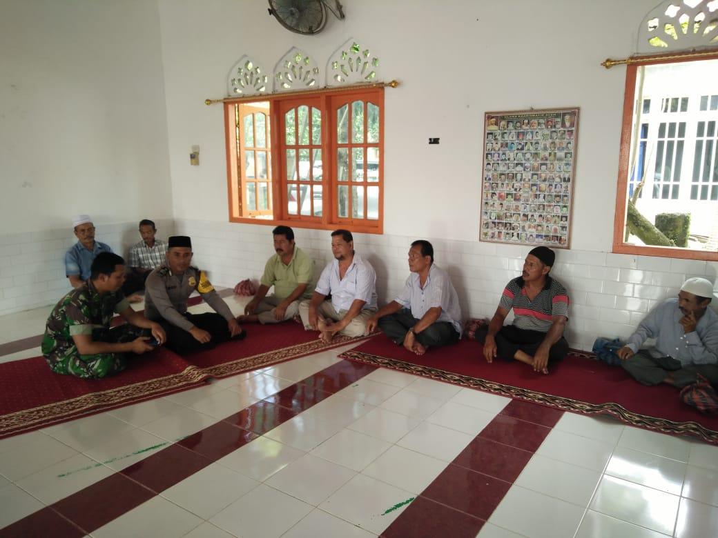 Babinsa Lamno Hadiri Peringatan Maulid Nabi Di Desa Binaan