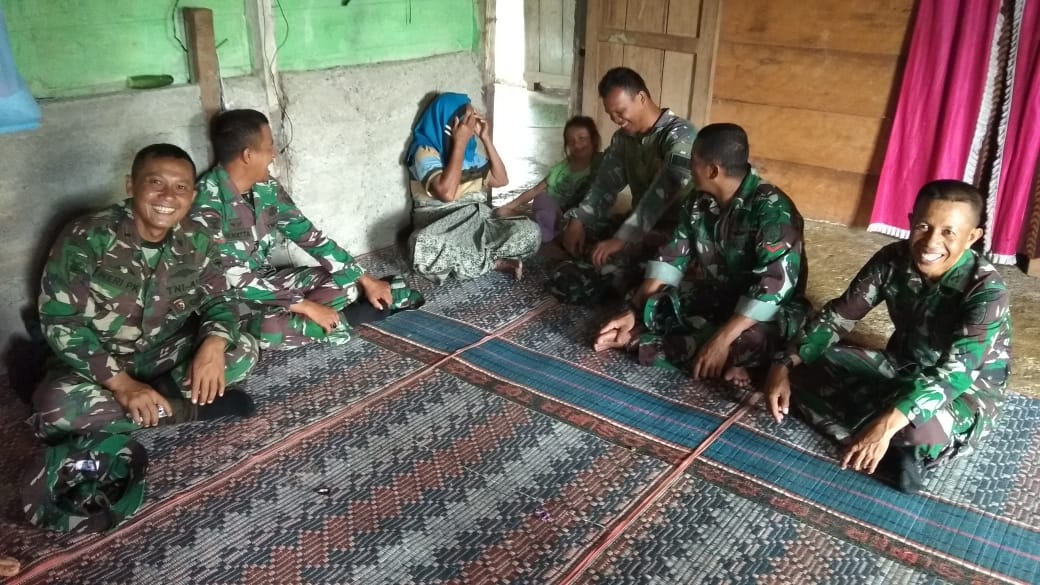 Keharmonisan Anggota Satgas TMMD Ke 103 Kodim 0105/Abar