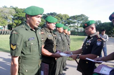 Peringatan HJK, 8 Prajurit TNI Korem 011 Lilawangsa Terima Penghargaan