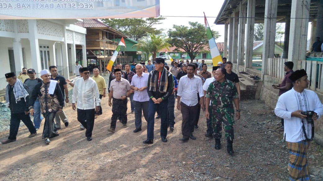 Dandim 0114/Aceh Jaya dampingi PLT. Gubenur Aceh ke Pesantren Darul Abral
