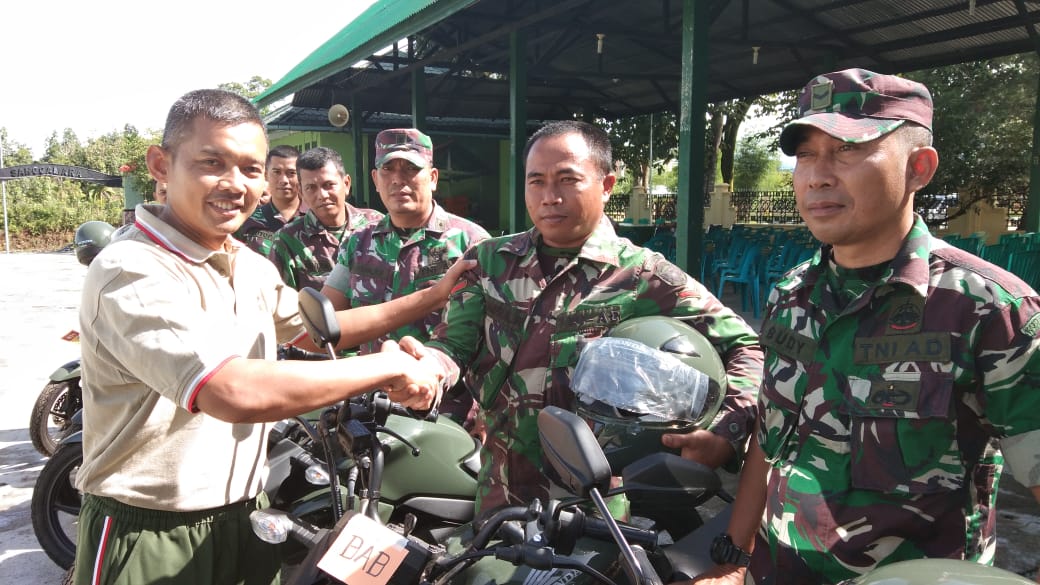 Dandim Nagan Raya Serahkan Motor Dinas Kepada Babinsa