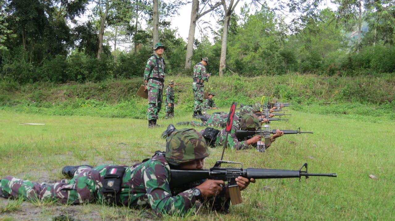 Kodim 0106/Ateng Tingkatkan Kemampuan Menembak