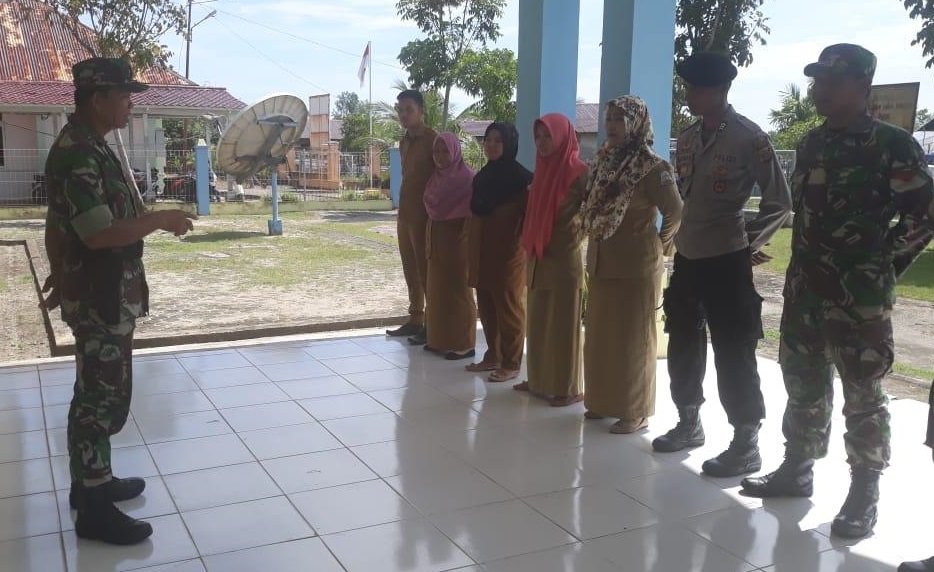 Danramil 05/Kuala Pimpin Apel Bersama