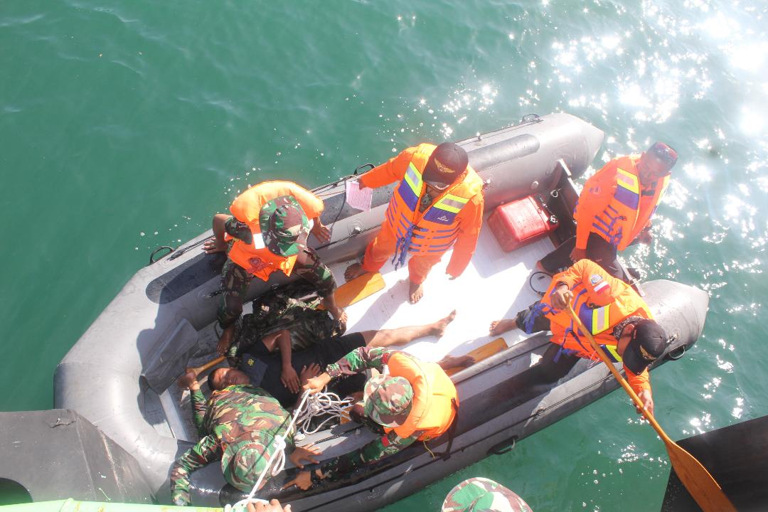 Empat Orang Korban Hanyut Berhasil Dievakuasi TNI