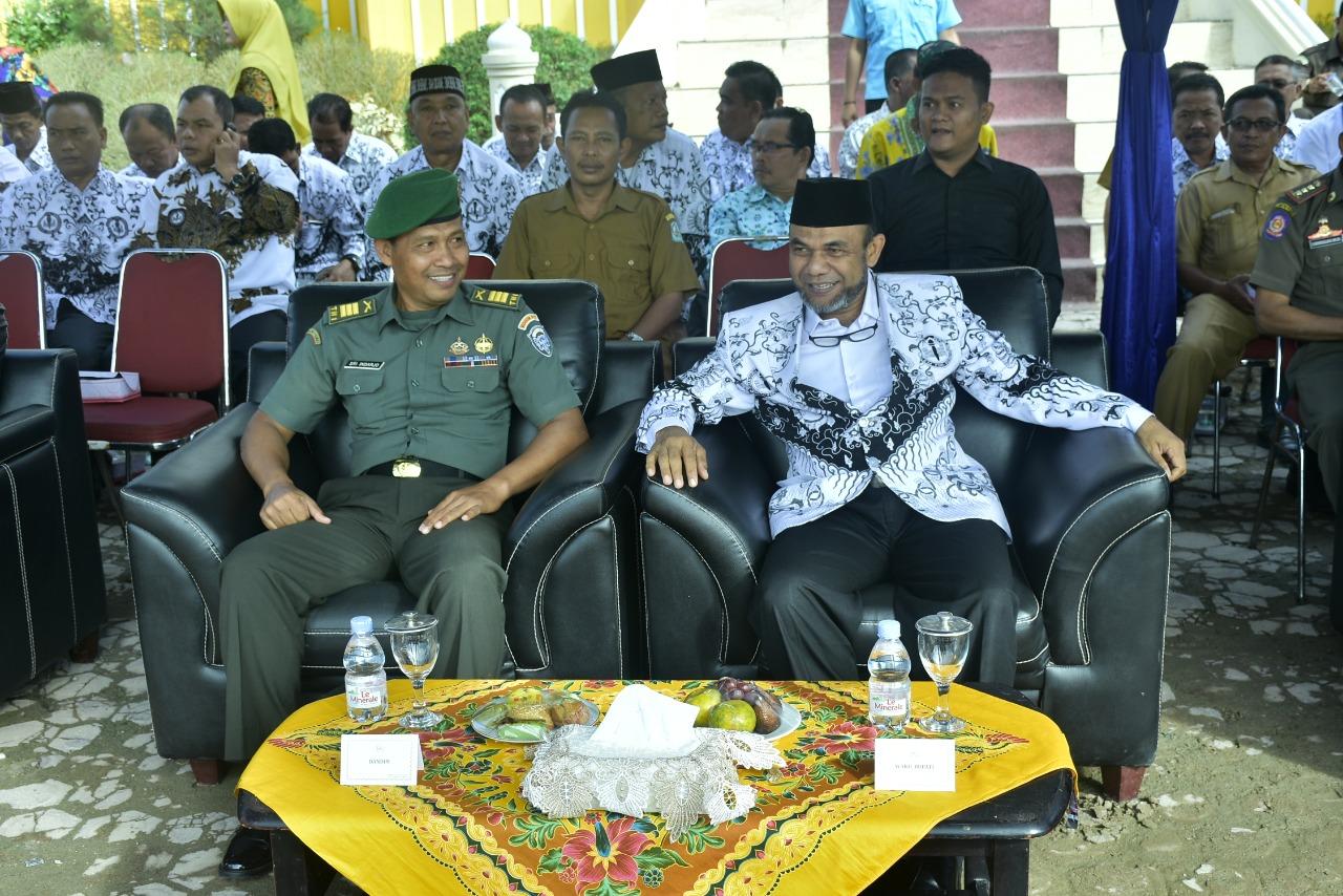 Pasi Pers Kodim 0117/Atam Hadiri Upacara Hari Guru Nasional
