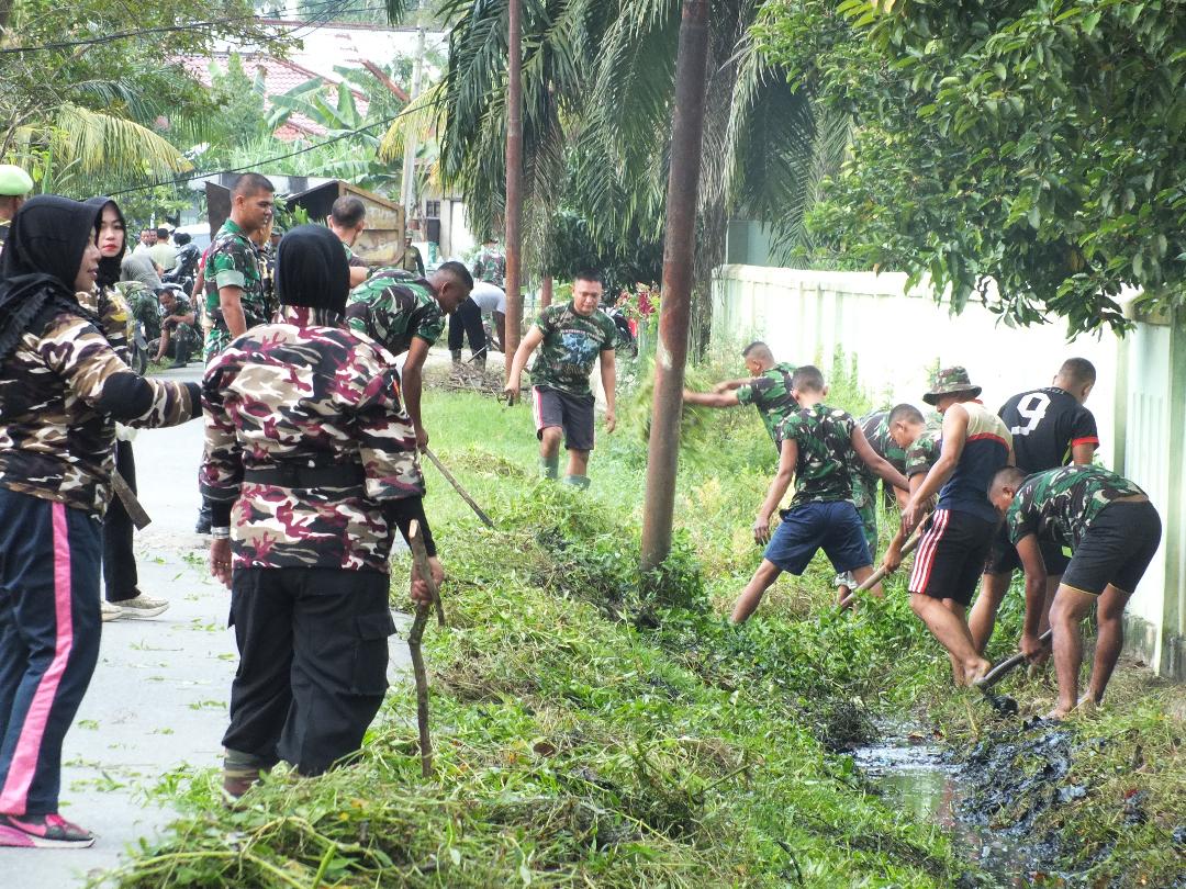 Kodim 0117/Atam Memperingati HJK dengan Karya Bakti Bersama Masyarakat