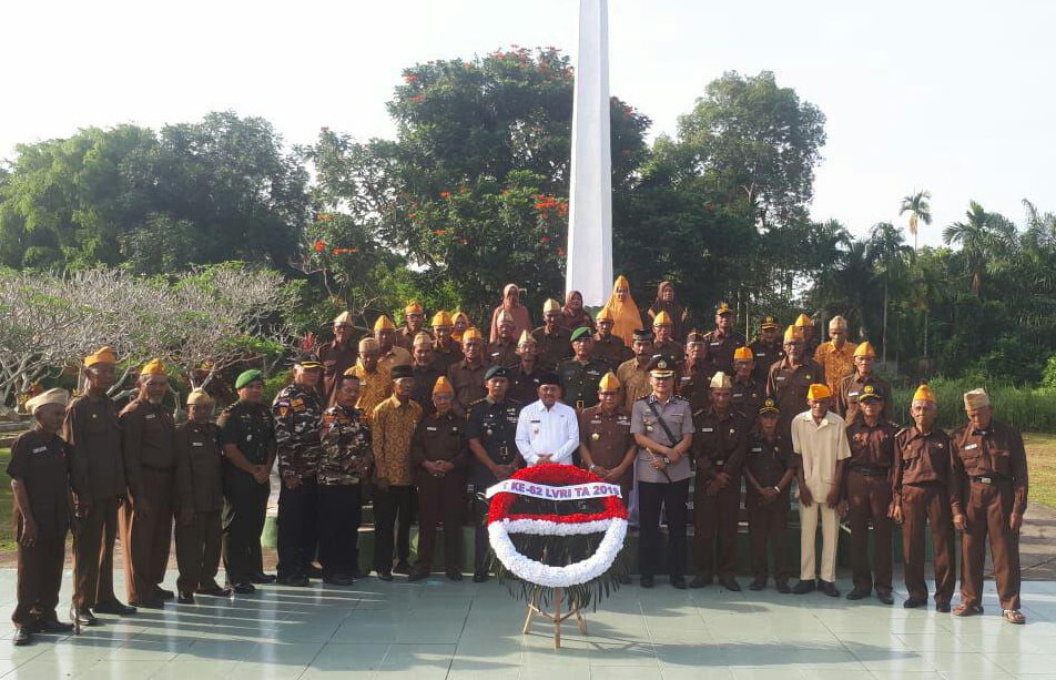 Danyonif RK/111 Hadiri Ziarah dan Upacara HUT Veteran ke-62