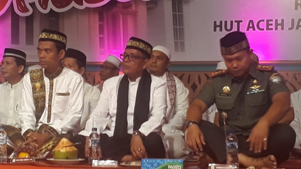 Dandim Aceh Jaya Bersama Ribuan Masyarakat Hadiri Ceramah UAS