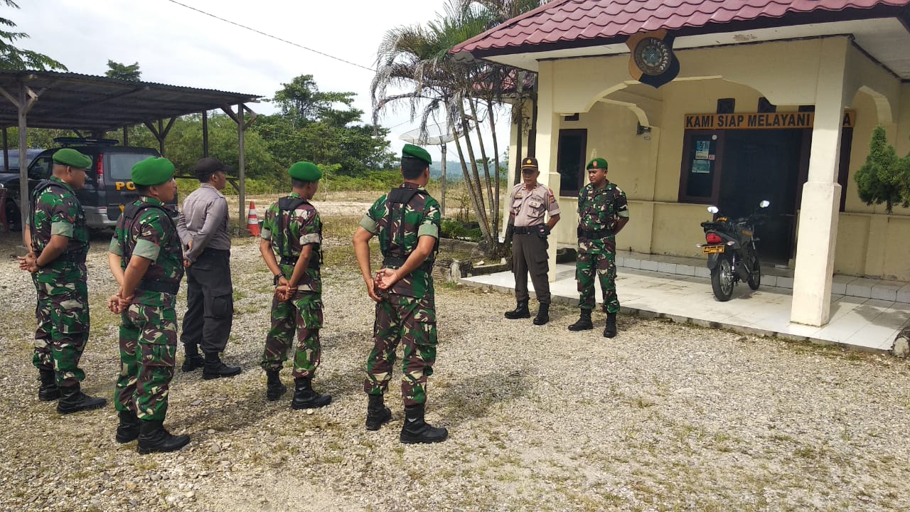 Wujudkan Keamanan di Wilayah Binaan TNI – Polri Laksanakan Patroli Bersama