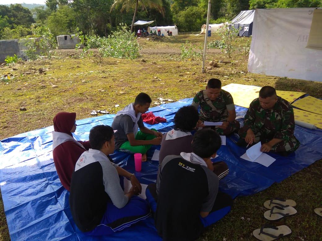 Babinsa Koramil 07/Baitussalam Bekali Mahasiswa Unmuha Materi Navrat
