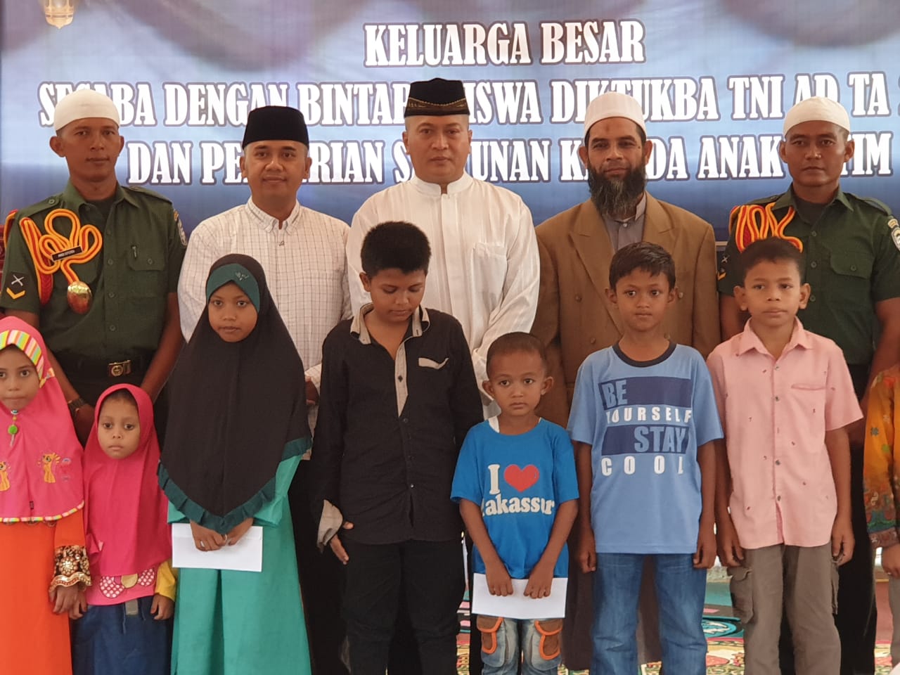 Buka Puasa Bersama, Secaba Rindam IM Santuni Puluhan Anak Yatim Piatu