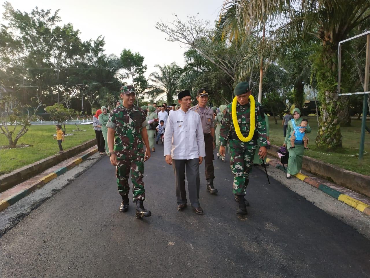 Dandim 0107/Asel Beserta Forkopimda Aceh Selatan Sambut Kedatangan Personil Batalyon 115/ML