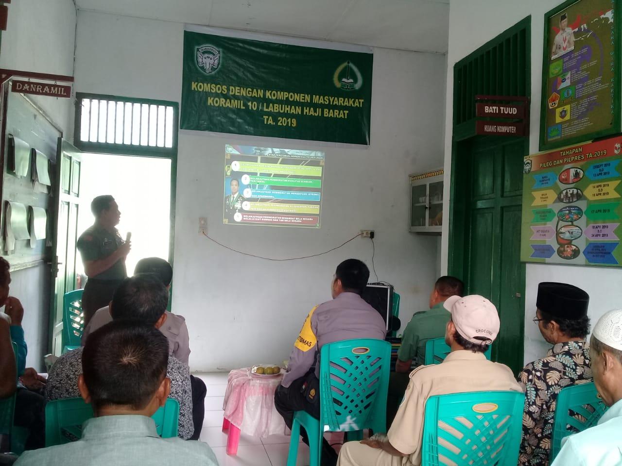 Koramil 10/Labuhan Haji Barat Laksanakan Komsos Bersama Komponen Masyarakat