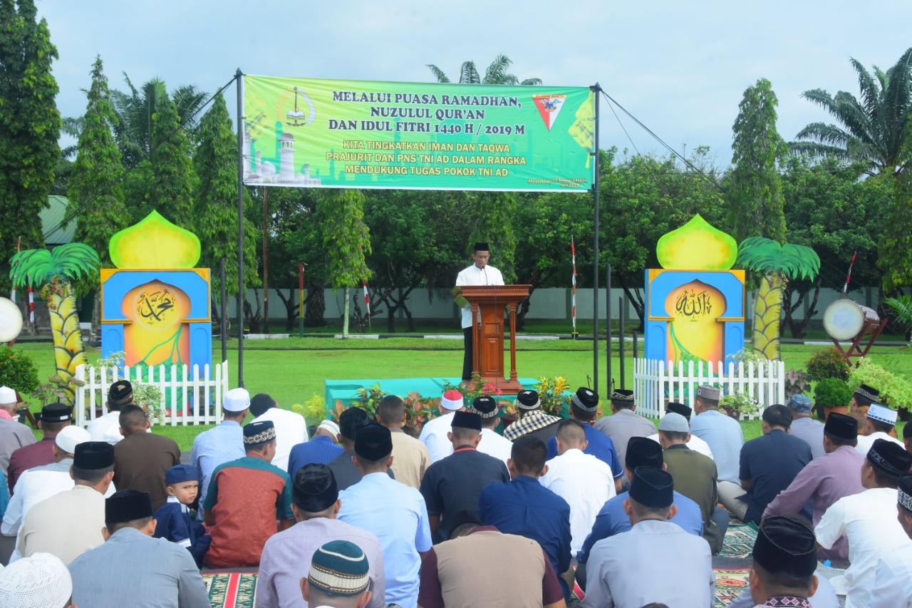 Korem 012/TU Gelar Sholat Idul Fitri dan Halal Bihalal