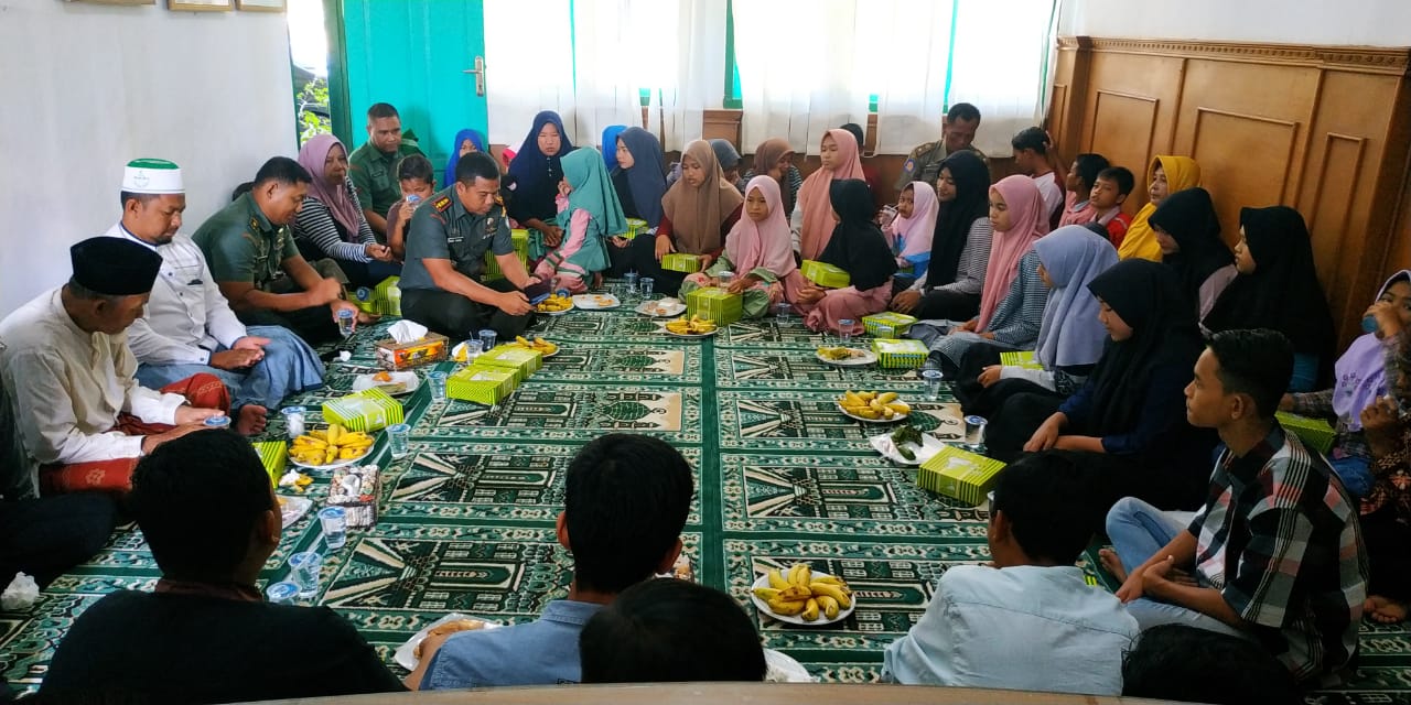 Kodim 0112 Sabang Santuni Puluhan Anak Yatim Piatu