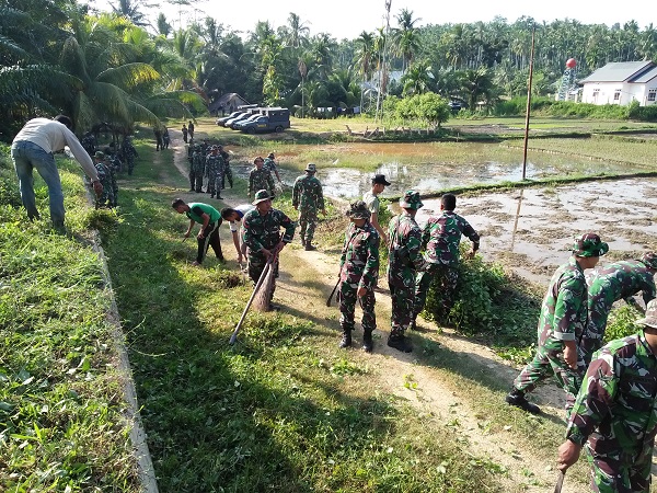 Kasdim 0111 Tinjau Lokasi Upacara Pembukaan TMMD Reg 105