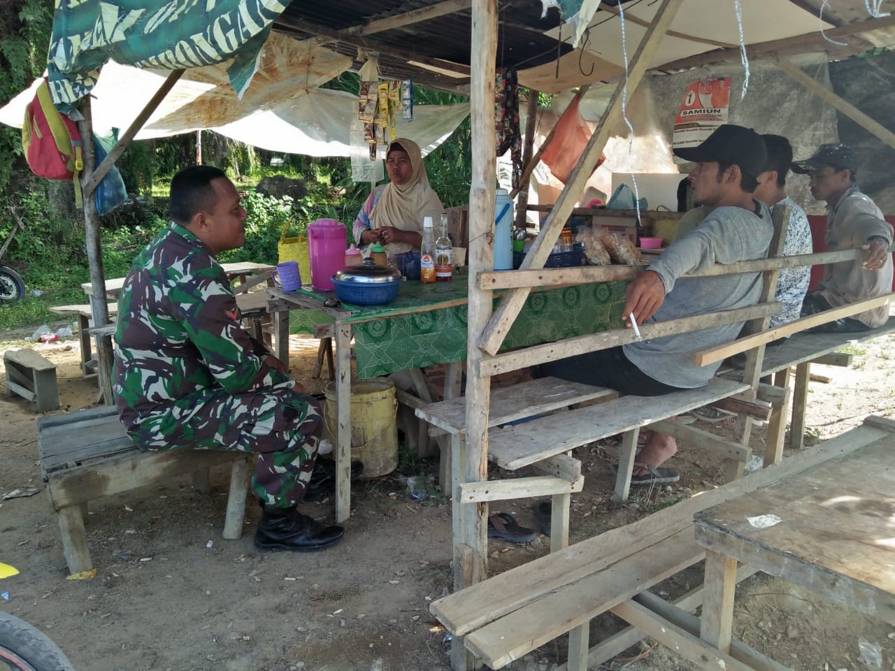 Babinsa Kodim 0118 Ajak Warga Jaga Keamanan Lingkungan