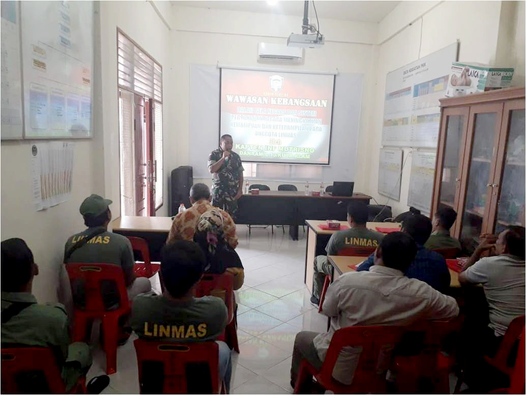 Danramil 13/KTA : Wasbang Adalah Bekal Bagi Anggota Linmas di Desa